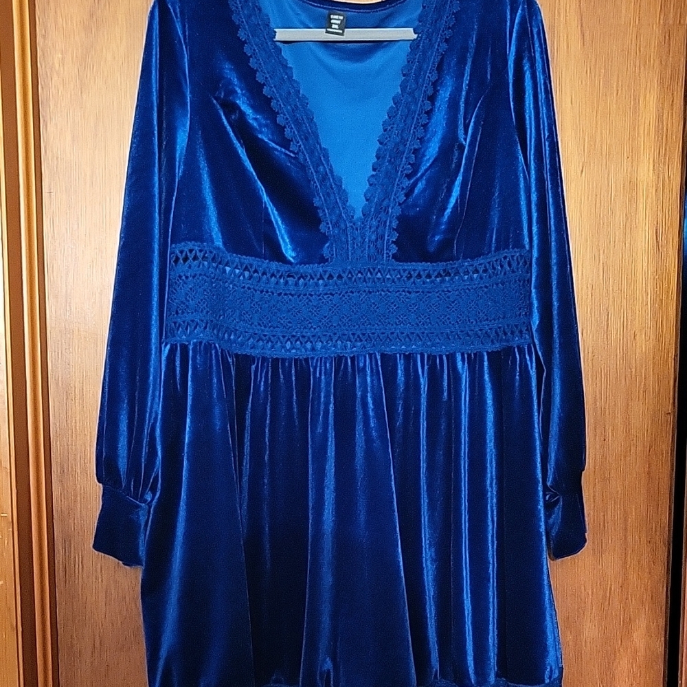 SHEIN Royal Blue Velvet Long Sleeve Dress